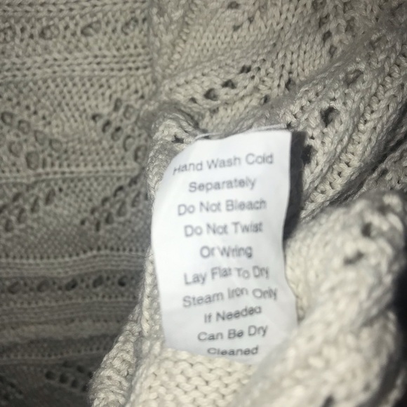 Cabi Knit Open Front Circle Cardigan Off White‎ Beige Eyelet Size XS - Picture 4 of 9